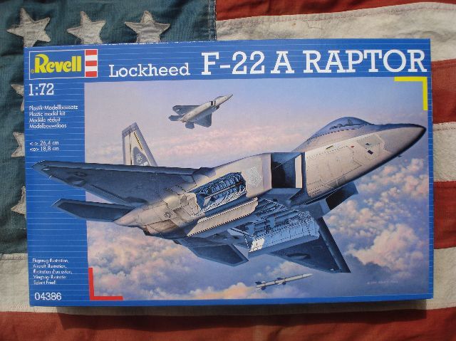 Revell REV04386 Lockheed F-22 A RAPTOR Model airplane