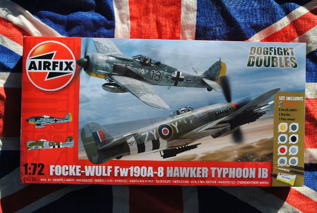 Airfix A50136 FOCKE-WULF Fw190A-8 / HAWKER TYPHOON IB Model airplane