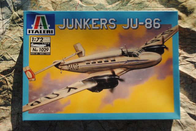 Italeri It1029 Junkers Ju 86 Model Airplane