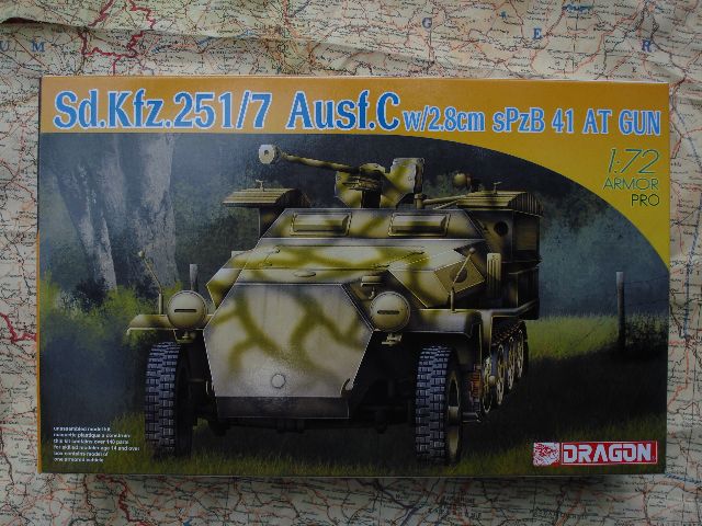 Hasegawa Dml7315 Sd.kfz.251 7 Ausf.d With 2.8cm Spzb 41 Anti Tank Gun 