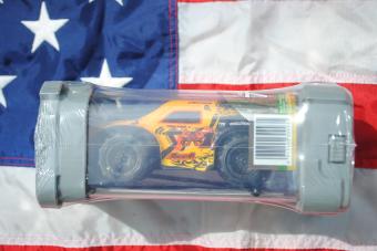 images/productimages/small/rc-auto-geel-zwart-race-tin-muscle-car-yw253106-voor.jpg