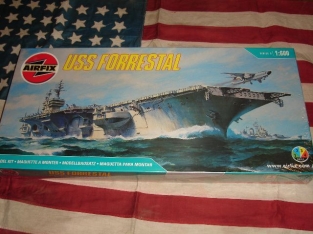 Airfix A08201 USS Forrestal - grootste modelbouwwinkel van Europa