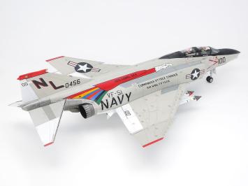 Tamiya 61121 McDonnell Douglas F-4B Phantom II