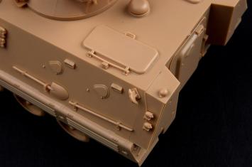 HobbyBoss 82473 PLA ZSD90 APC