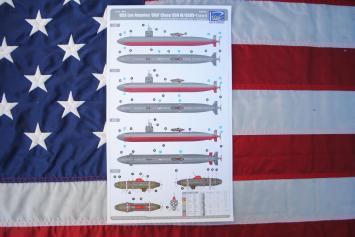 Riich Models RN28008 USS Los Angeles 688 Class SSN With DSRV-1