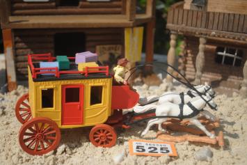 Timpo Toys G.222 Wells Fargo Stagecoach with coachman, 2nd version